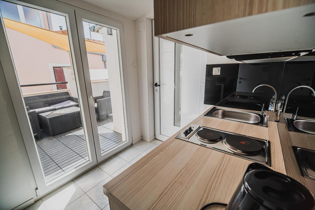 Downtown Park Apartments With Balcony Vodice Exterior photo