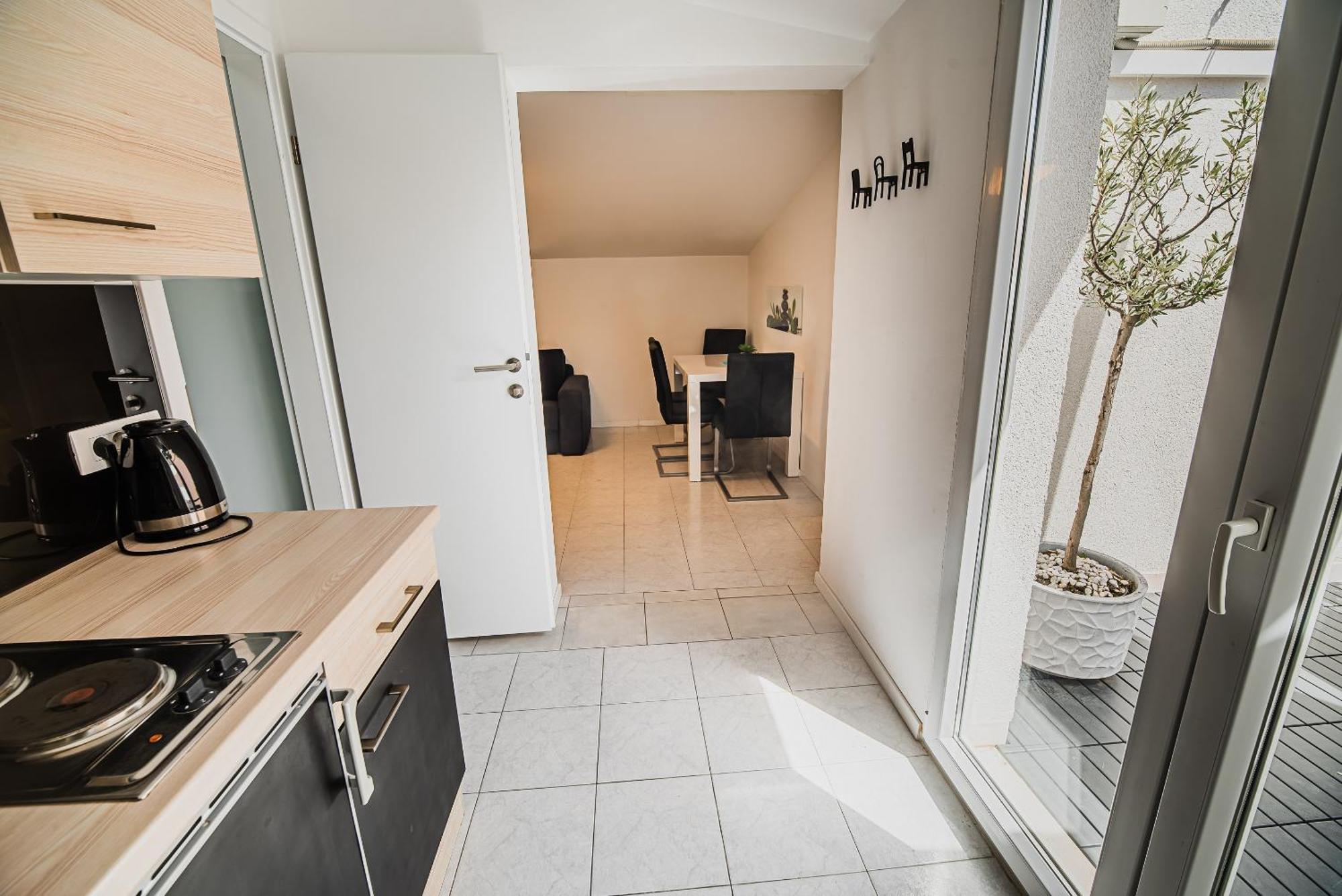 Downtown Park Apartments With Balcony Vodice Room photo