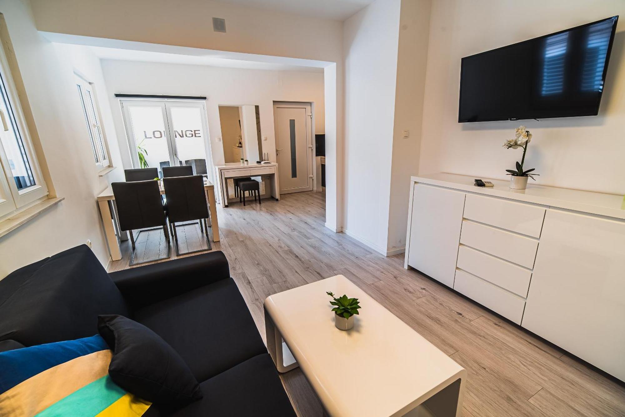 Downtown Park Apartments With Balcony Vodice Room photo
